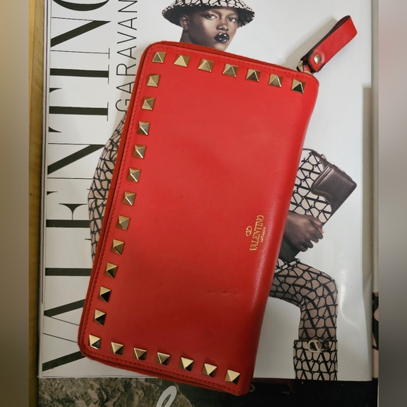 Valentino Long Rockstud Zip Around Wallet AUTHENTIC - Picture 2 of 16